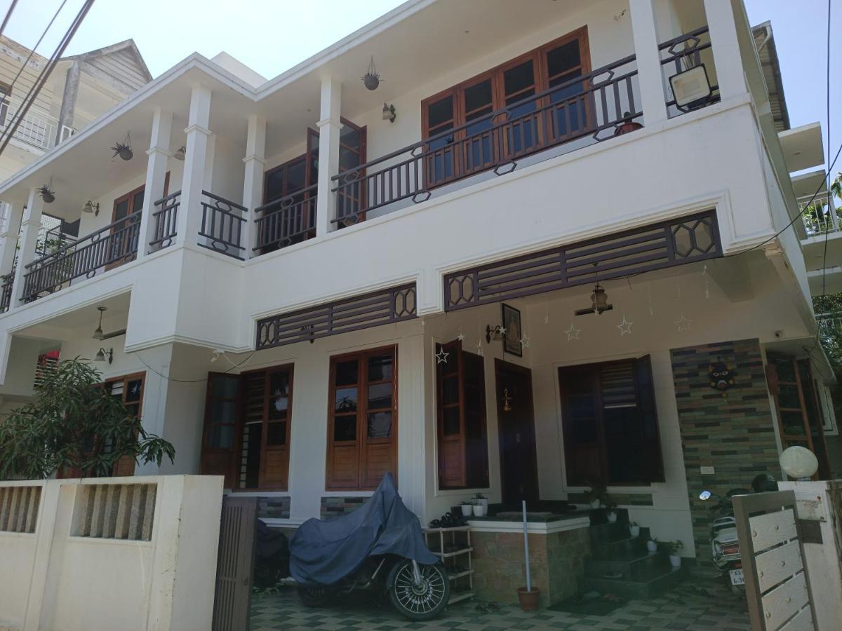 Prakriti Homestay Fortkochi Air Conditioned Rooms 외부 사진