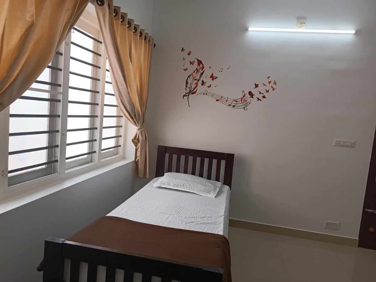 Prakriti Homestay Fortkochi Air Conditioned Rooms 외부 사진