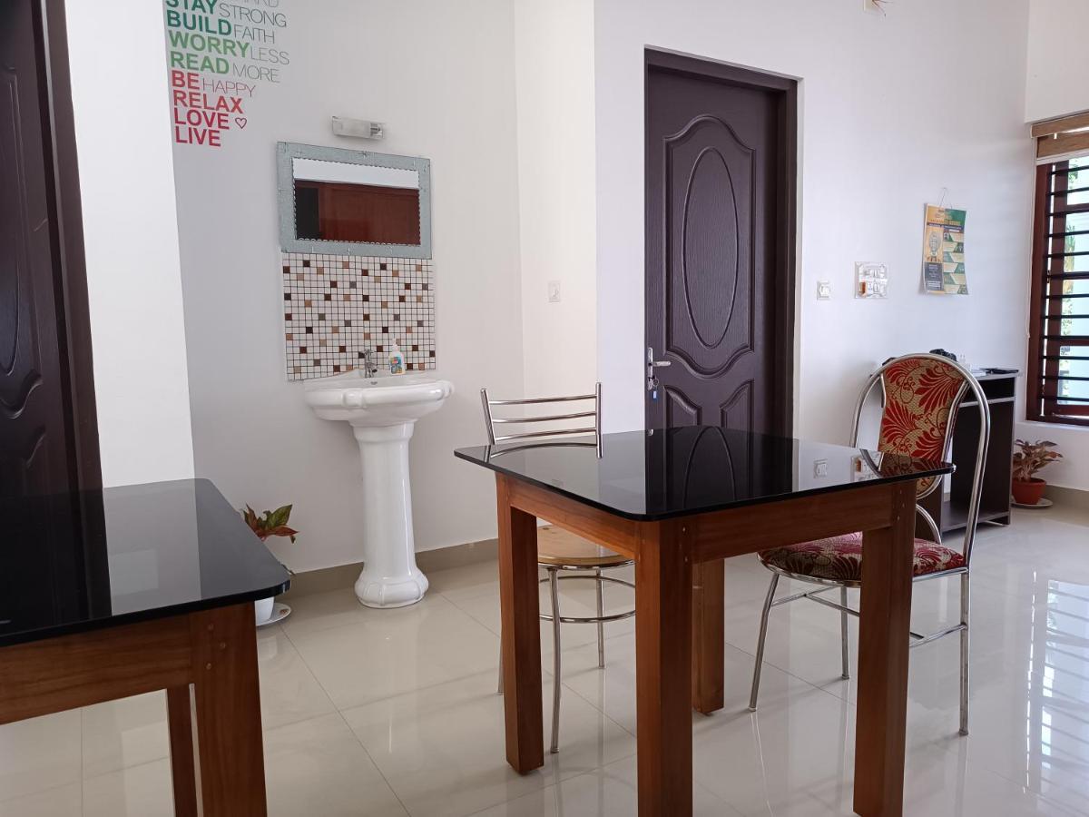 Prakriti Homestay Fortkochi Air Conditioned Rooms 외부 사진