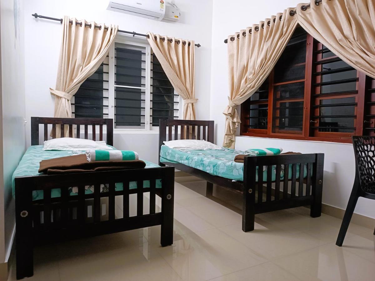 Prakriti Homestay Fortkochi Air Conditioned Rooms 외부 사진